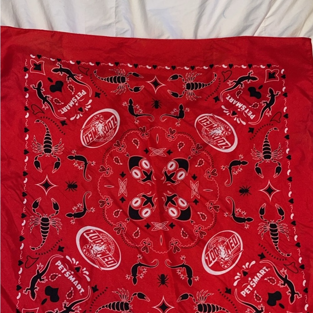 Red "PetSmart" "ZooMed" Bandana with Scorpion, Lizard and Logo Design